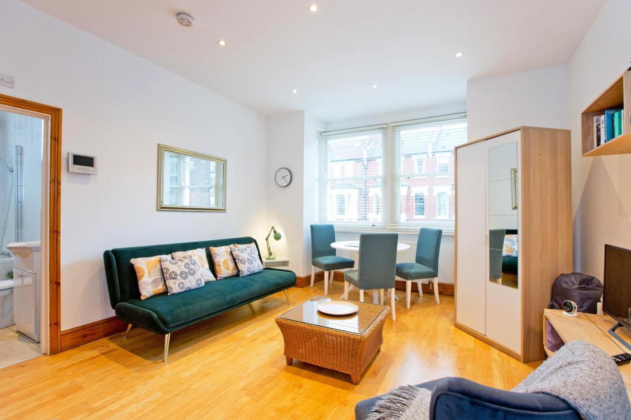 Comfortable Highbury Fields 1 Bedroom Apartment - Parking By Request Лондон Екстериор снимка