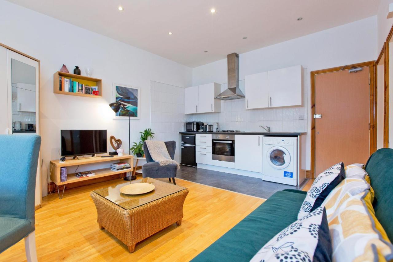 Comfortable Highbury Fields 1 Bedroom Apartment - Parking By Request Лондон Екстериор снимка